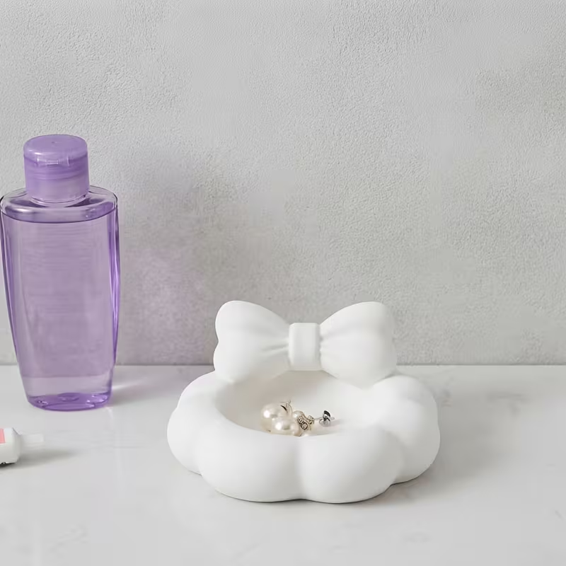 3Dプリント製ブラックボウジュエリートレイ、キュートなリボン - Organza Ribbon Spool のレビューと価格